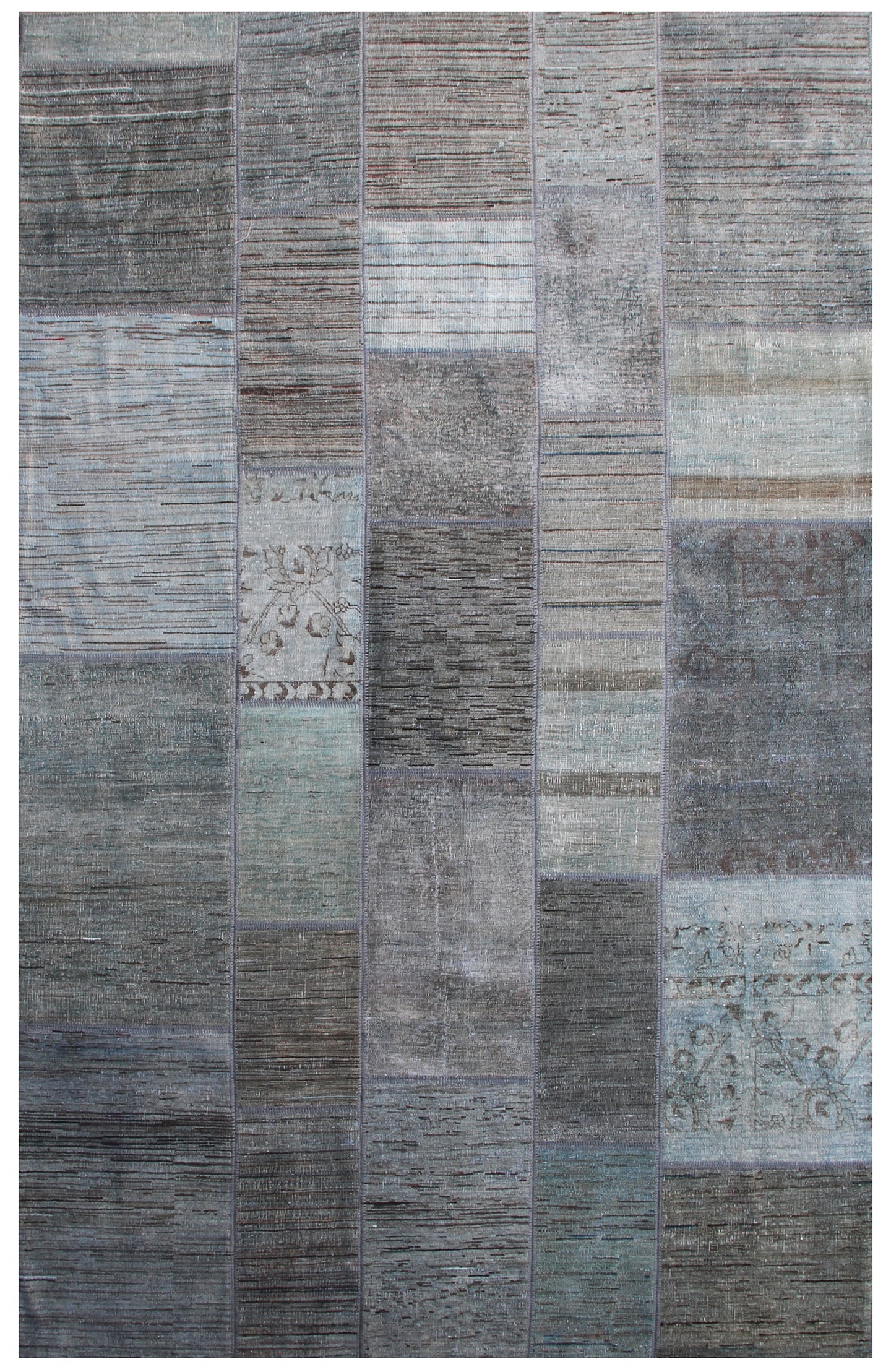 7x10 Grey Ariana Patchwork Rug