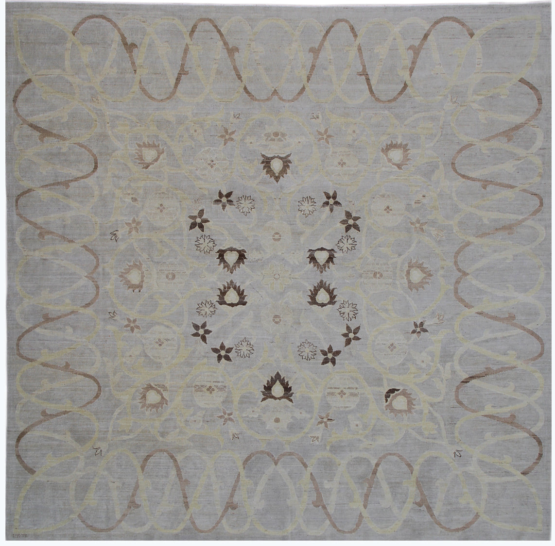 8'x8' Square Ariana Transitional Rug