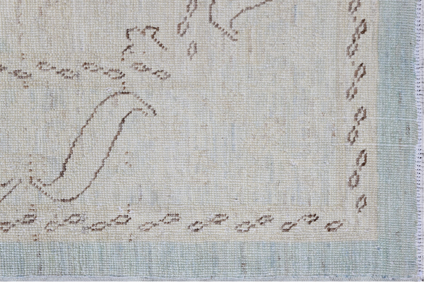 4x14 Wide And Long Runner Ariana Traditional
