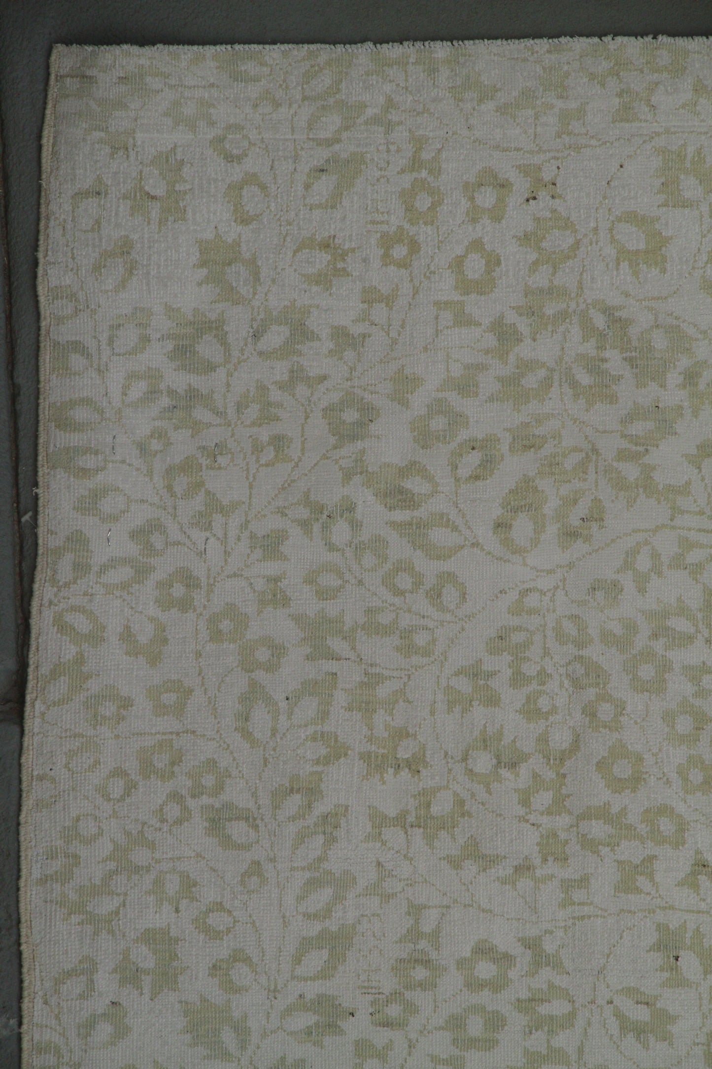 8'x9' Ariana Transitional Rug