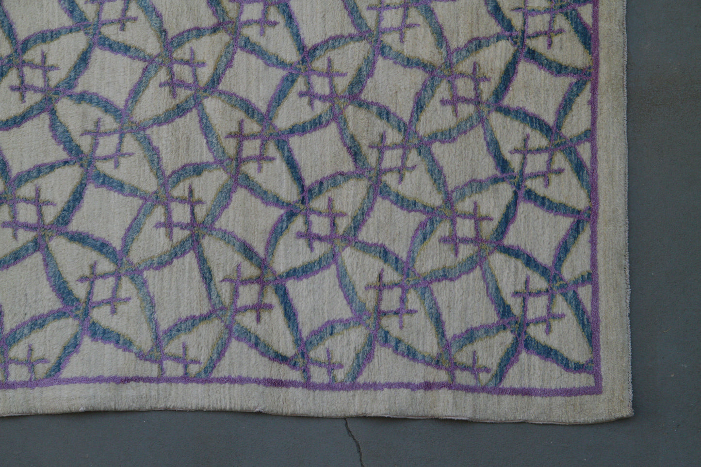 11x15 Ariana Modern Rug