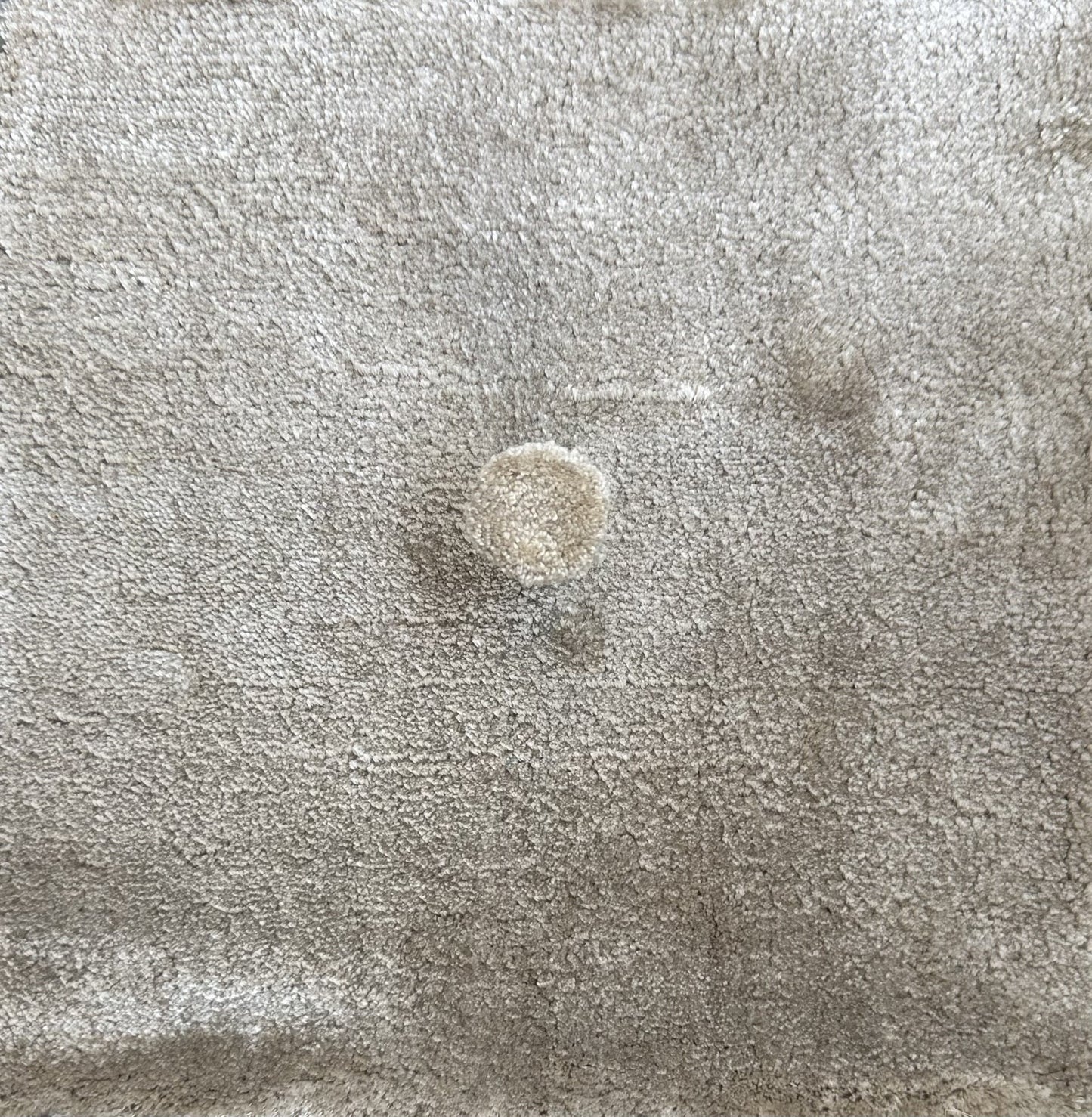 1'x1' Hand Tufted Ariana Modern Custom Only