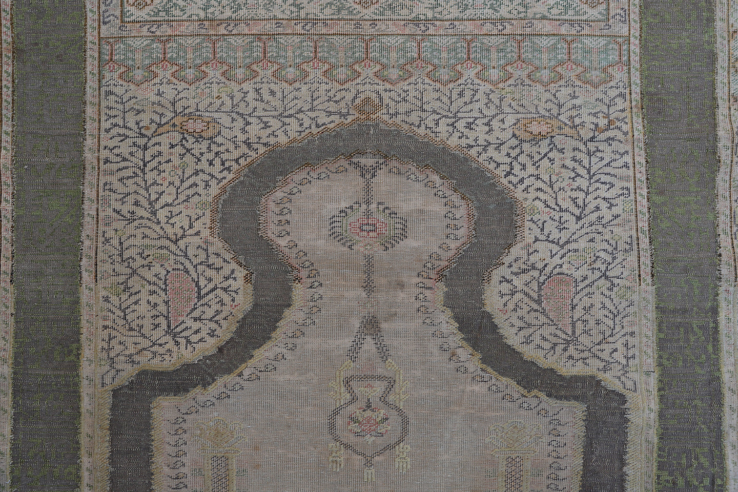 5'x7' Antique Turkish Rug with Metal