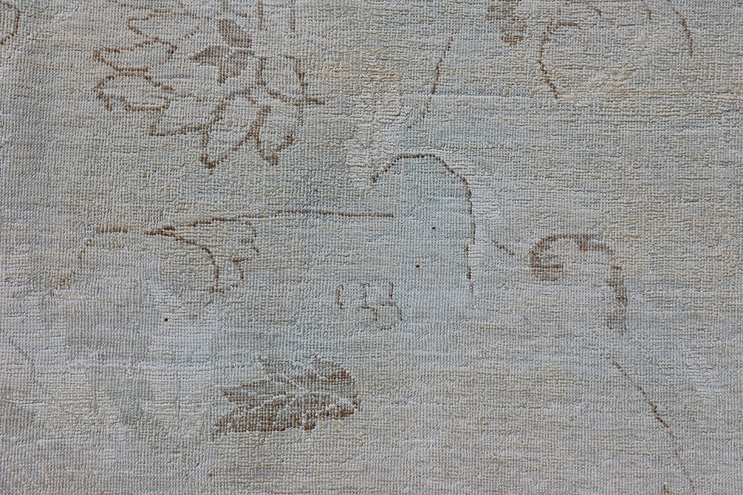 10'x14' Pale Fine Quality Polonaise Silk and Wool Ariana Luxury Rug