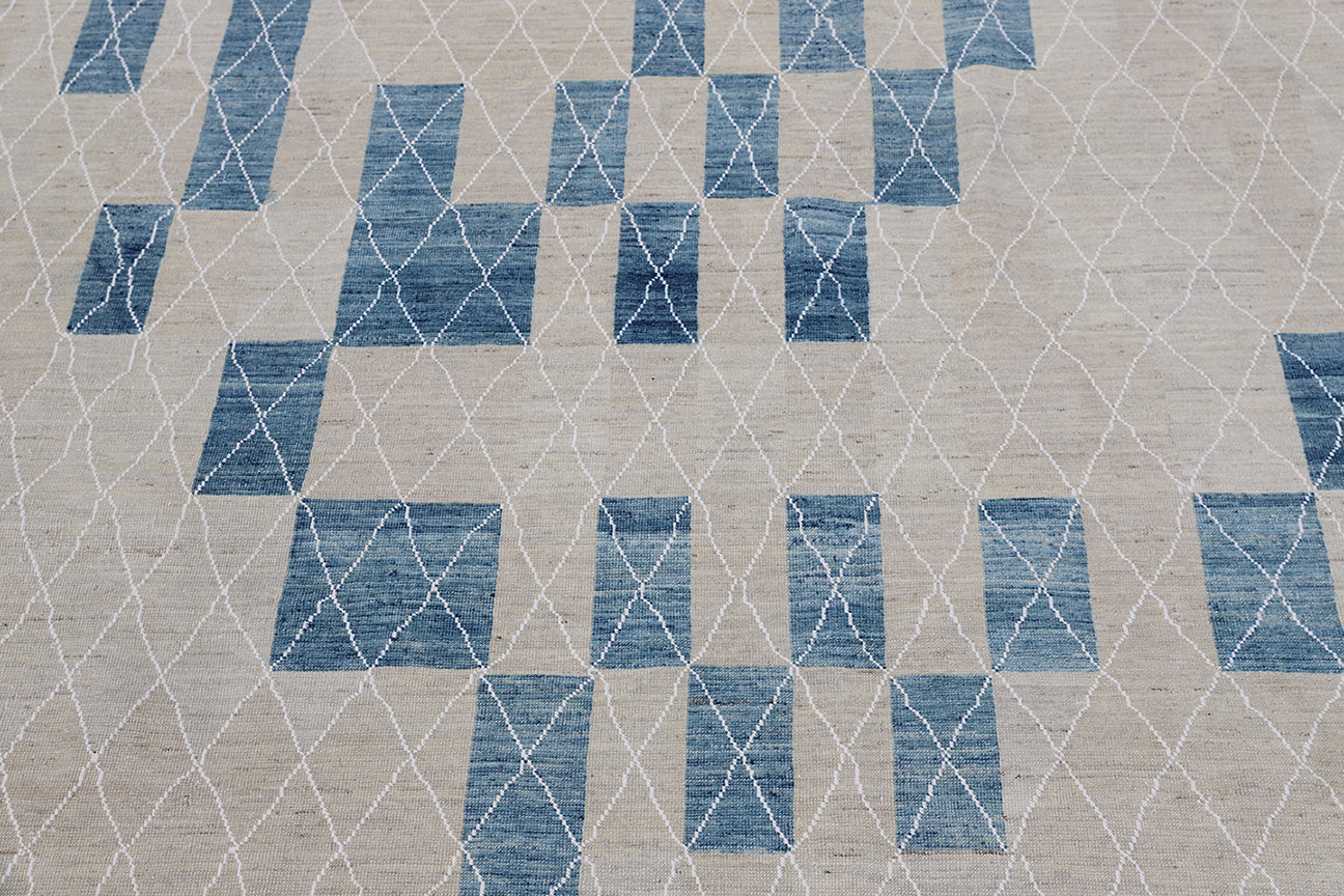 10'x14' Blue and Ivory Geometric Ariana Modern Rug