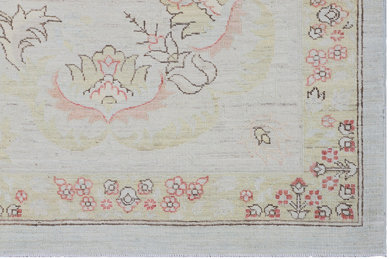 9'x12' Soft Red and White Floral Design Ariana Transitional Rug
