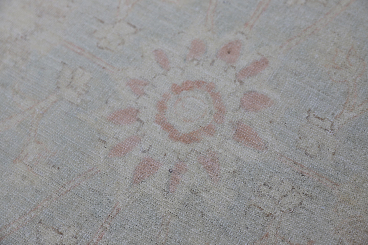 8'x11' Ariana Luxury Rug
