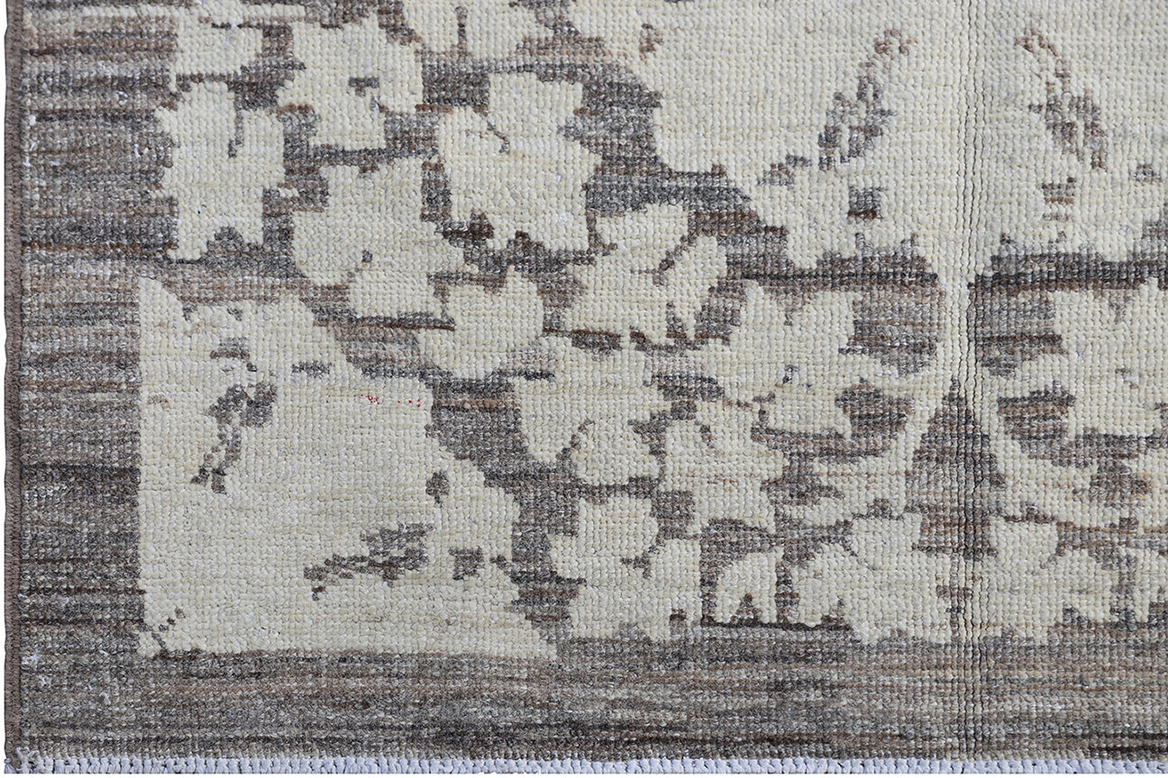 2'x2' Ariana Floral Square Brown Ivory Rug