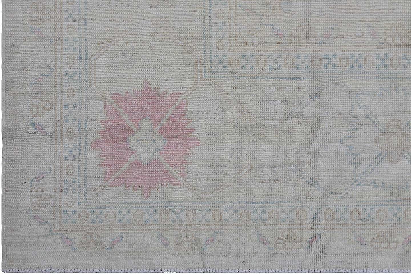 8'x10' Ariana Traditional Earth Tone Ivory Pink Rug