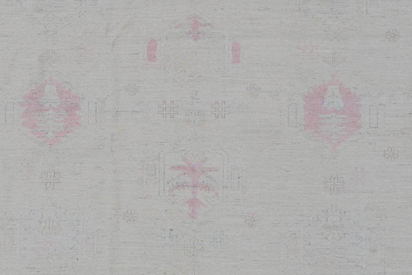 8'x10' Ariana Traditional Earth Tone Ivory Pink Rug