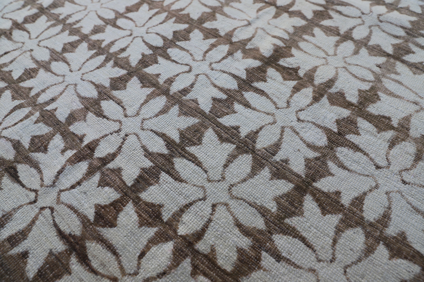 5' x 6' Ariana Transitional Geometric Brown with Cotton Highlight Rug
