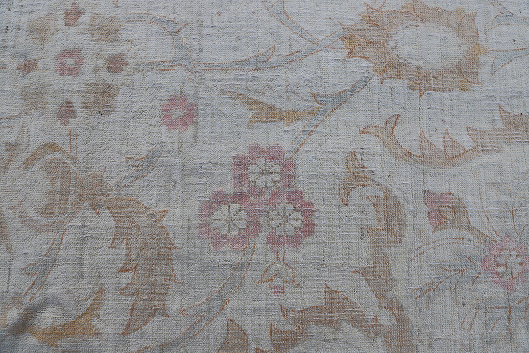 6.0 x 9' Ariana Traditional Earth Tone with Silk Highlight Rug