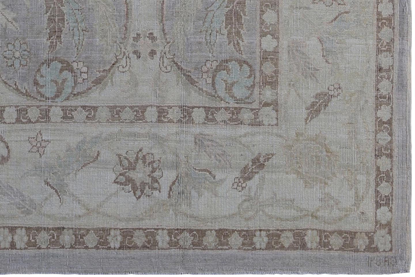 5' x 8' Ariana Fine Traditional Floral Soft Tone with Silk Highlight Entry Rug