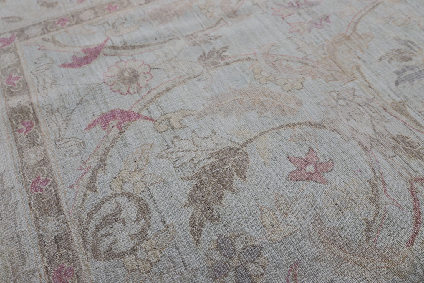 6'x9' Ariana Polonaise Luxury Rug