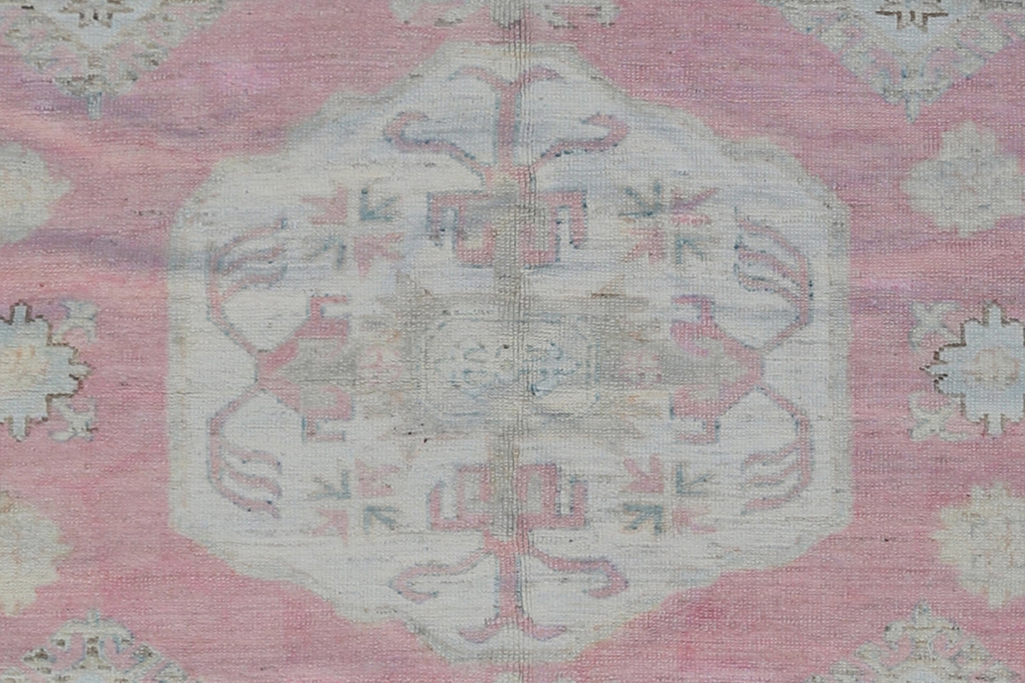 5' x 7' Ariana Caucasian Design Pink Ivory Hazara Rug
