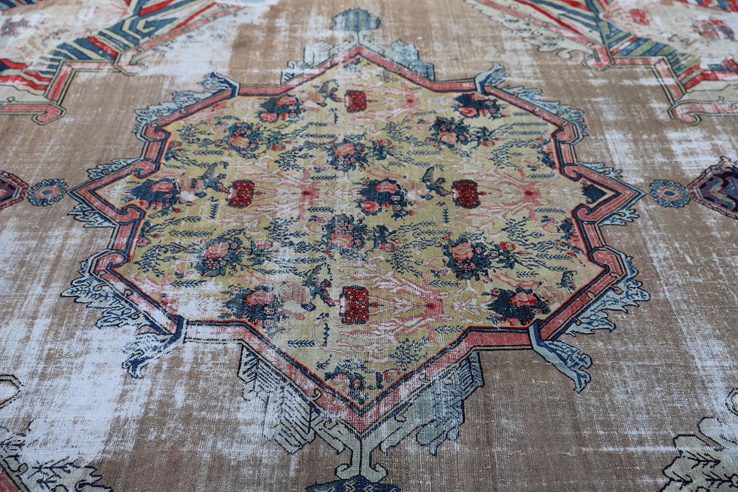12x15 Persian Seneh Antique Rug