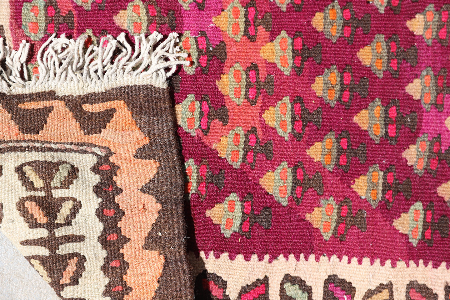 5x9 Vintage Persian Kilim