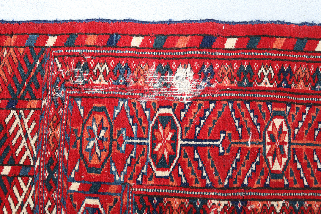 4'x5' Vintage Turkman Rug
