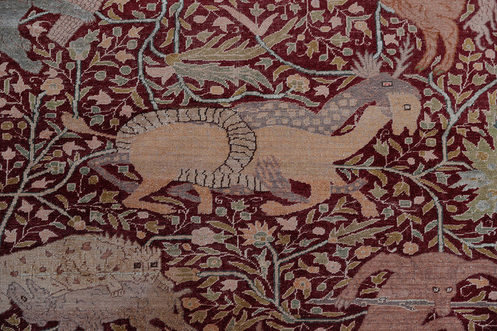 5'x7' Early 20th Century Turkish Kayseri Animal Motif Rug