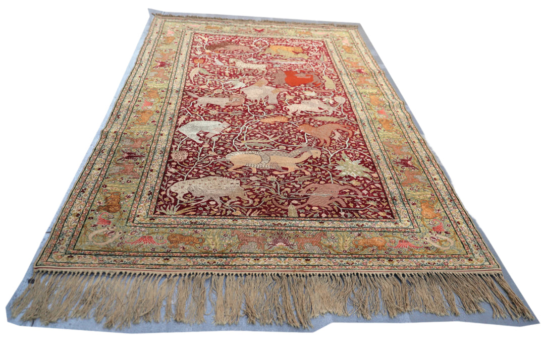 5'x7' Early 20th Century Turkish Kayseri Animal Motif Rug