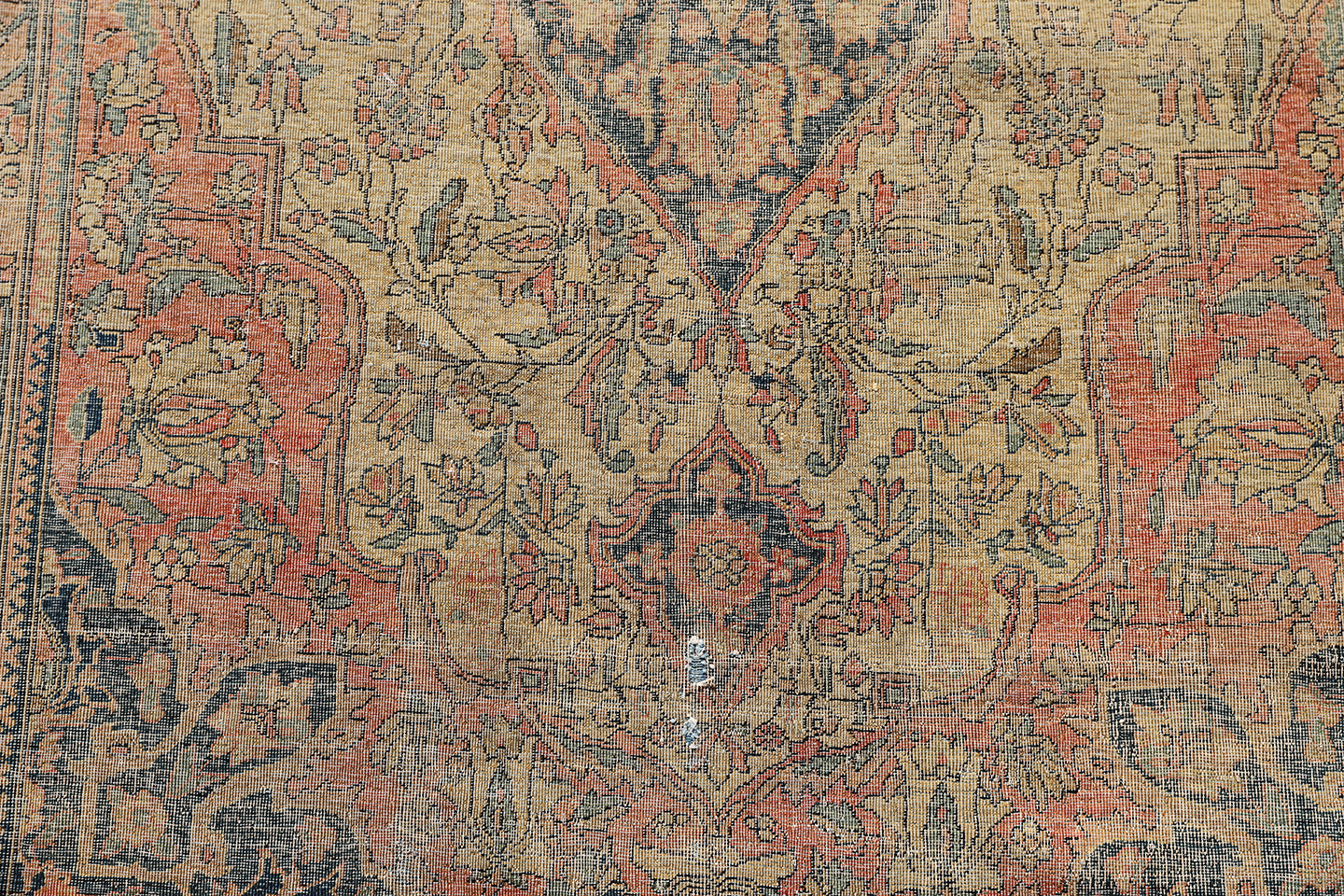 4'x7' Antique Persian Muhtashim Kashan Rug