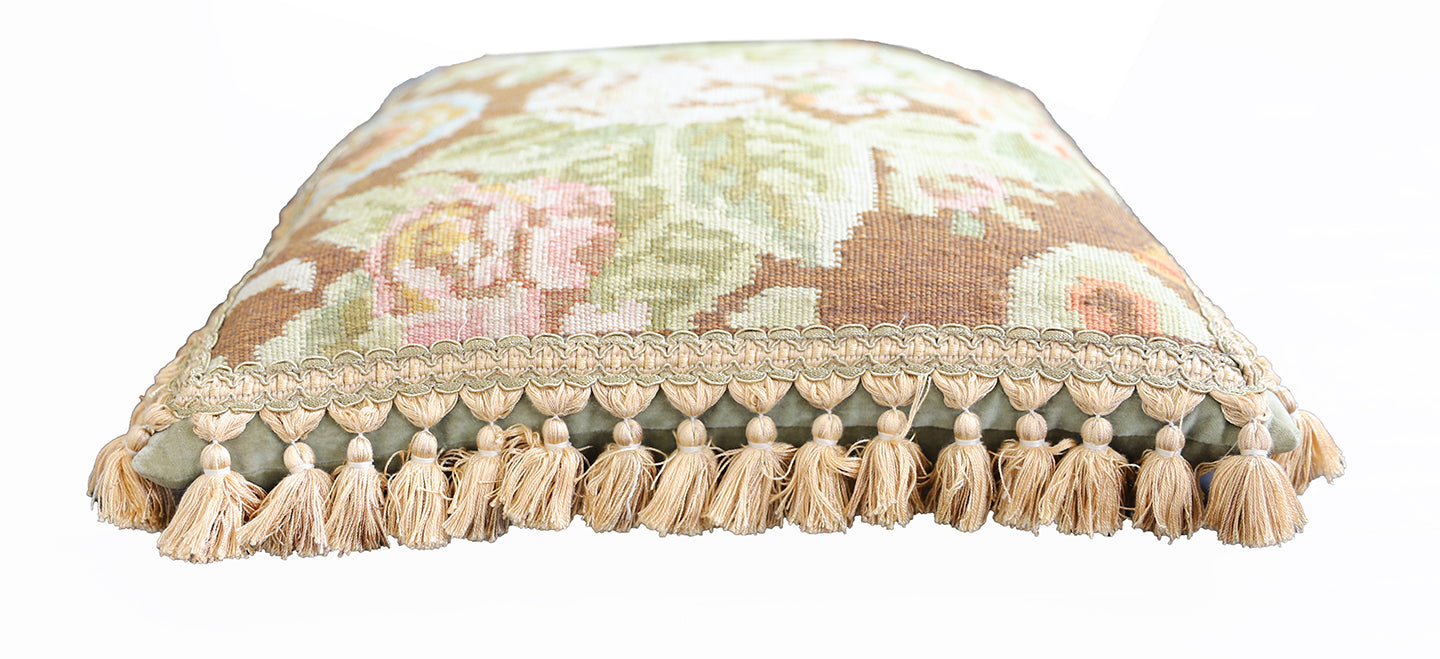 18"x21" Brown Floral Design Woll Hand Woven Kilim Pillow