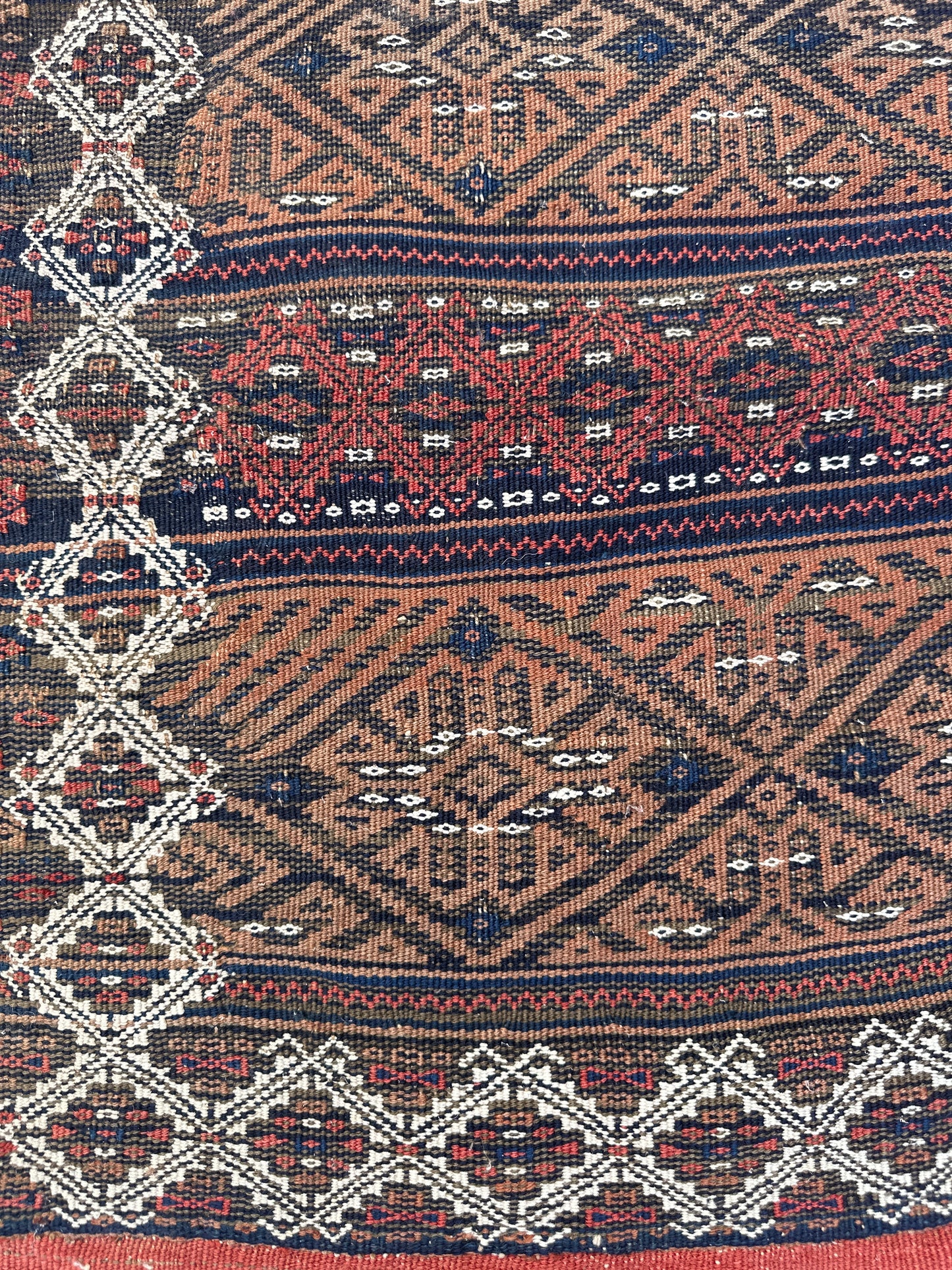 4.07 x 3.06 Vintage Tribal Bag Face