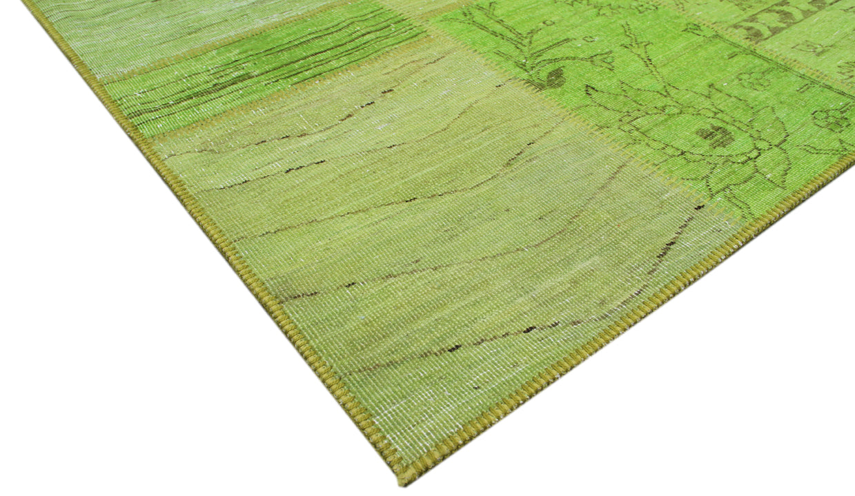 9.04 x 6.07 Green Hand Knotted Ariana Patchwork Rug