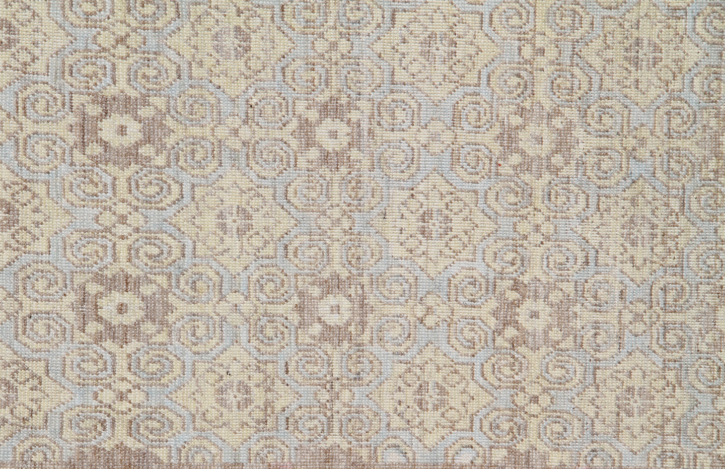 6x9 Ariana Transitional