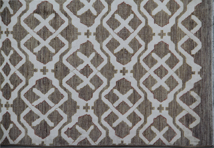 4x9 Grey White Geometric Contemporary Ariana Modern Runner Rug