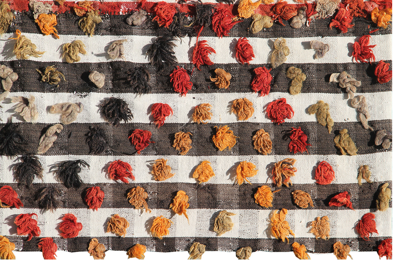 4x6 Hand Woven Wool Vintage Turkish Kilim With Tussles