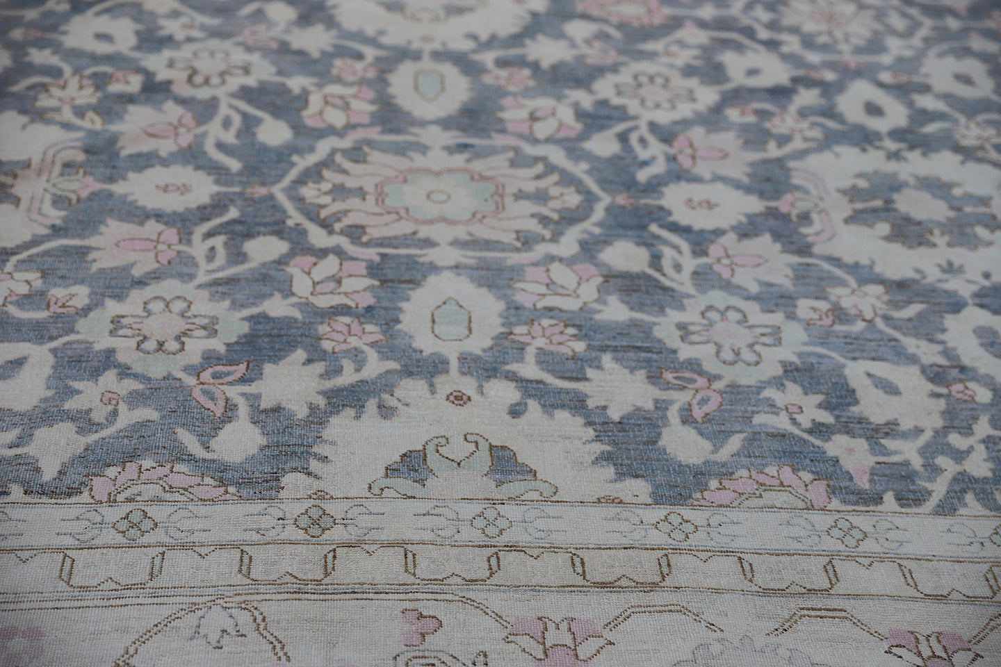 13x16 Large Fine Zigler Mahal Design Ariana Transitional Rug