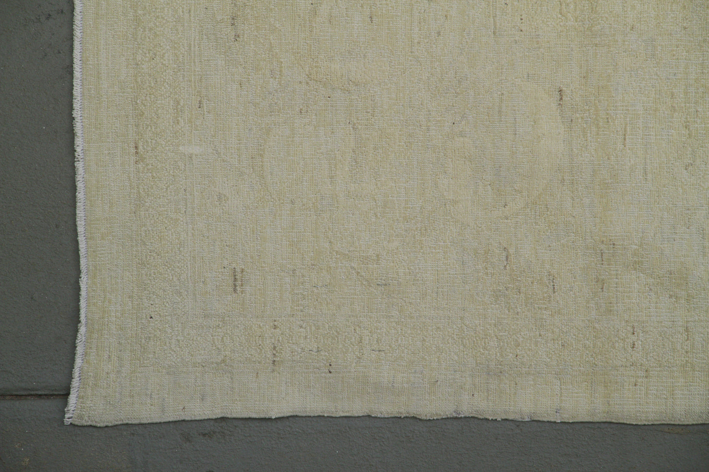 9'x12' Soft Pale Persian Design contemporary Ariana Vintage Collection Rug
