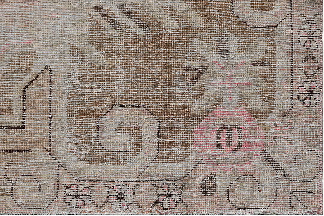 6'x9' Pink and Gold Vintage Samarkand Yarkand Rug