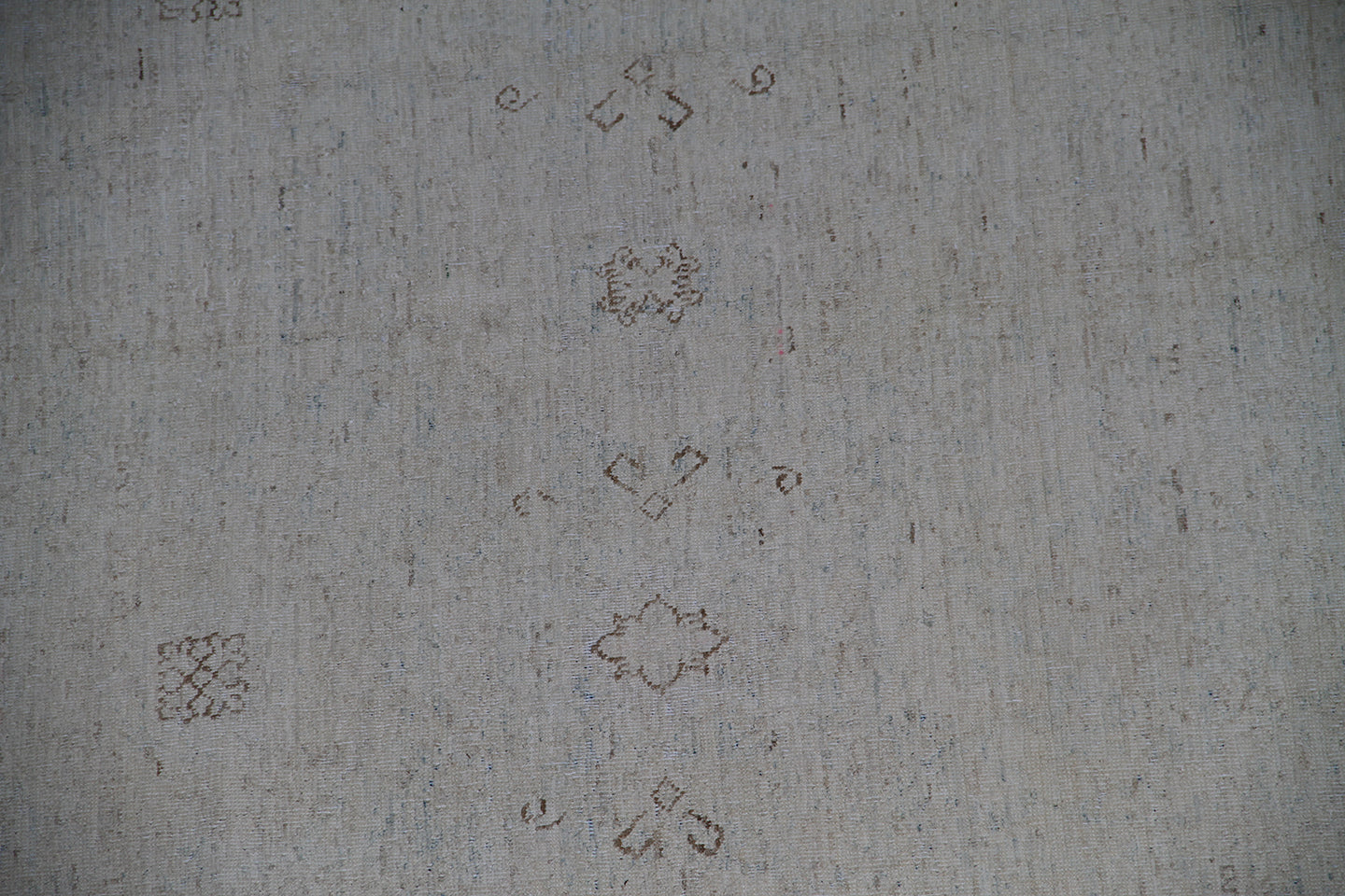 9.07 x 7.11 Fine Faded Worn-out Vintage Style Thin Ariana Transitional Area Rug