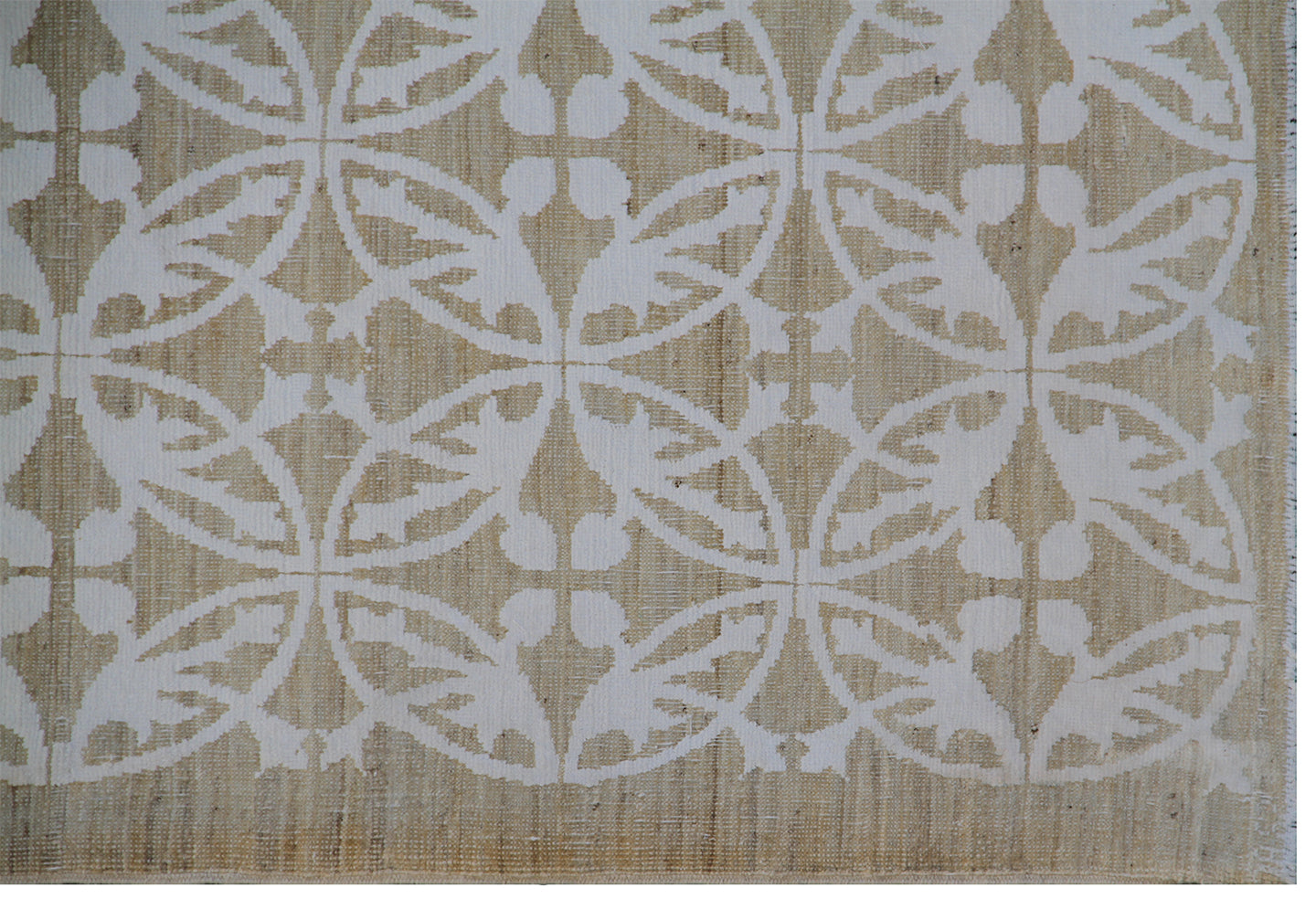9.09 x 7.05 Gold and White Geometric Contemporary Hand-Knotted Ariana Modern Area Rug