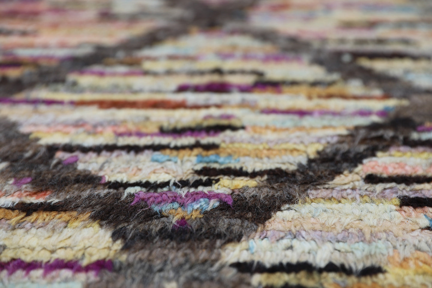 8x11 Ariana Moroccan Style Shaggy Barchi Rug