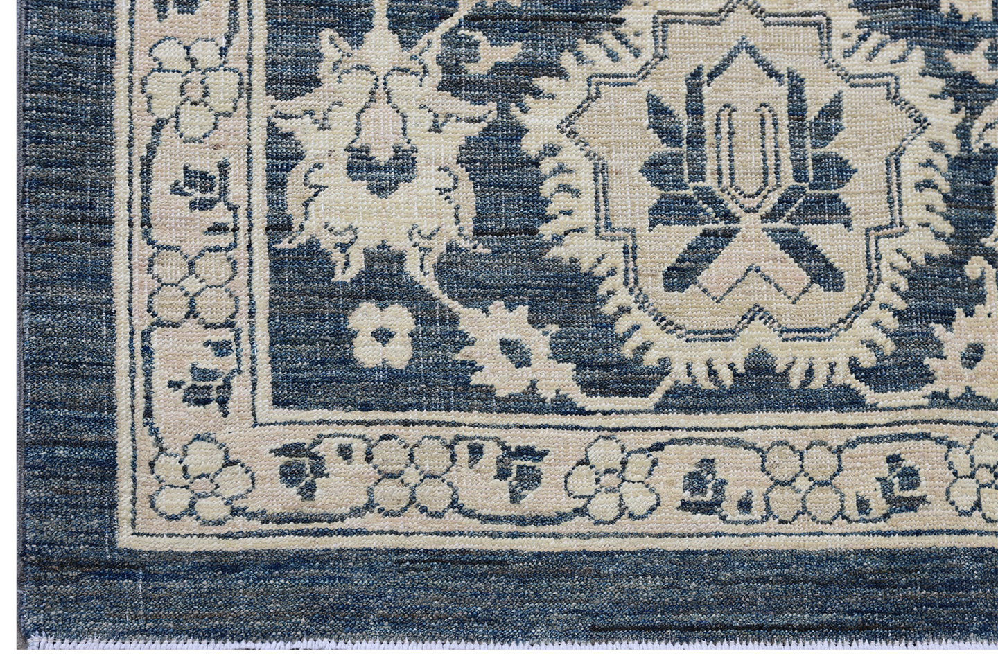 10'x14' Navy Blue Agra 505 Design Ariana Transitional Rug