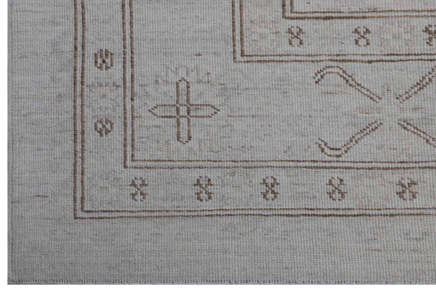 9.02 x 6.03 Kazak Design Ariana Rug