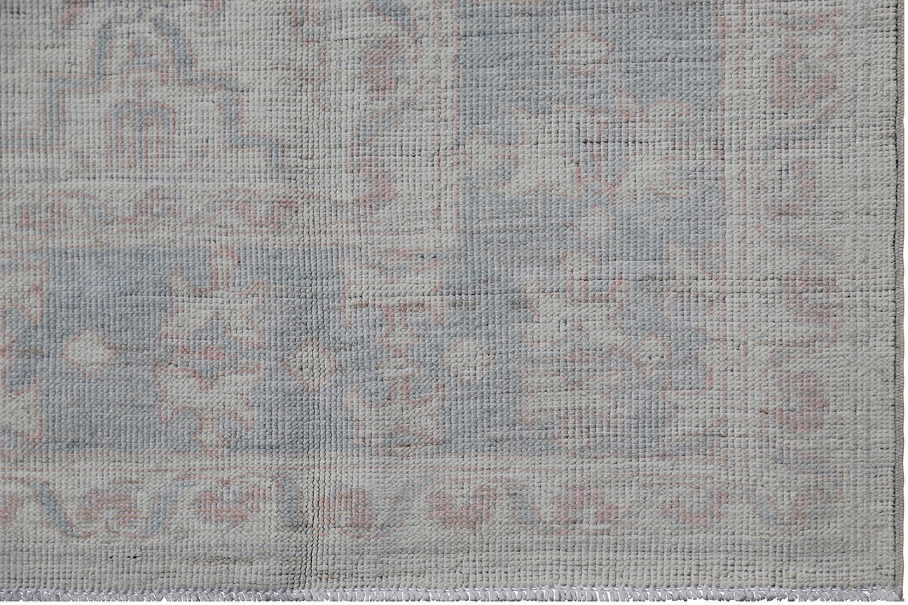 5'x7' Ariana Geometric Ivory Transitional Rug