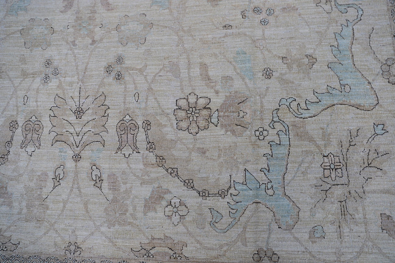10x14 Ivory White Mauve Blue Polonaise Design Ariana Luxury Collection Rug