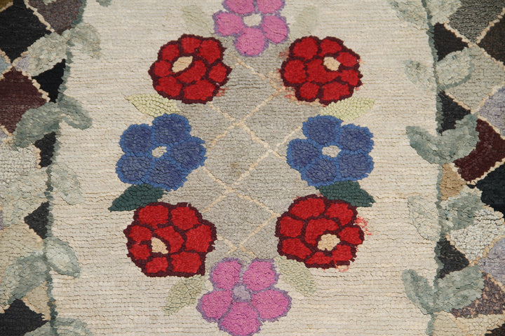 Antique Vintage American Hooked Rug
