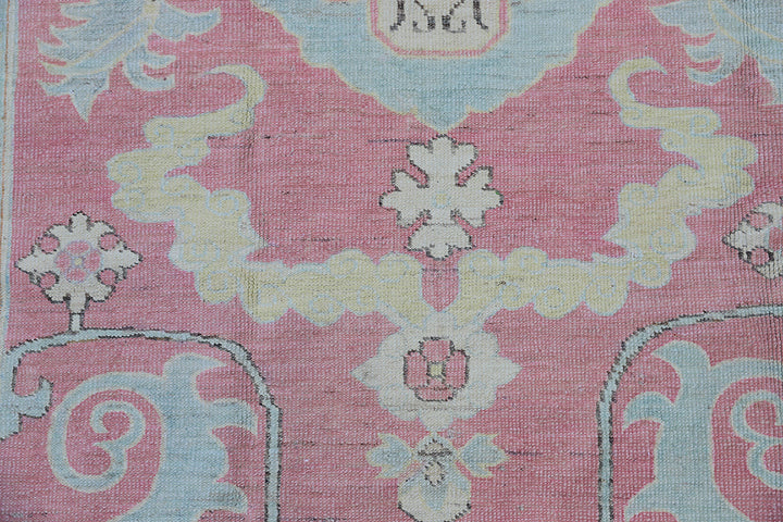 4'x6' Hand-Knotted Turkish Anatolian Prayer Rug – Pink & White Geometric Rug
