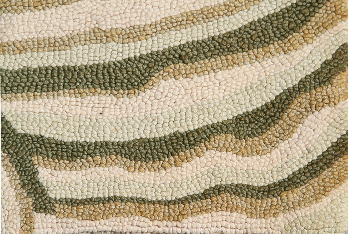 3.10 x 2.10 Vintage Green Hook Rug