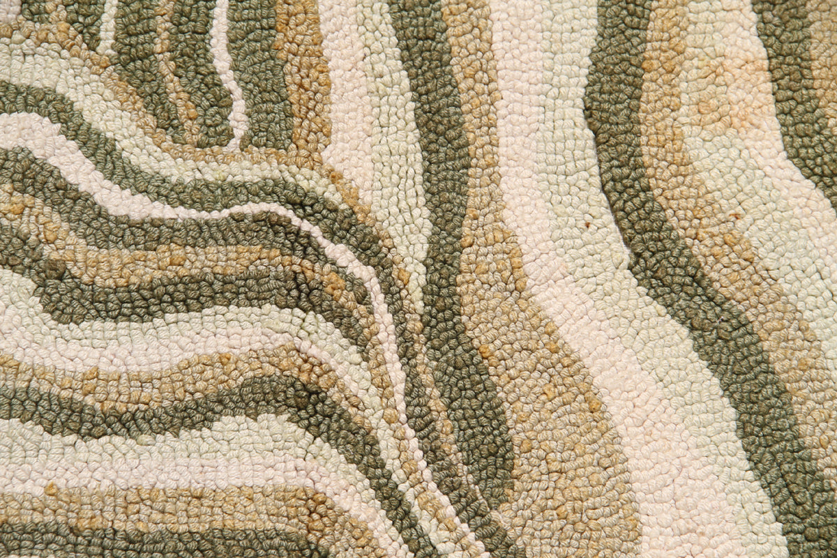 3.10 x 2.10 Vintage Green Hook Rug