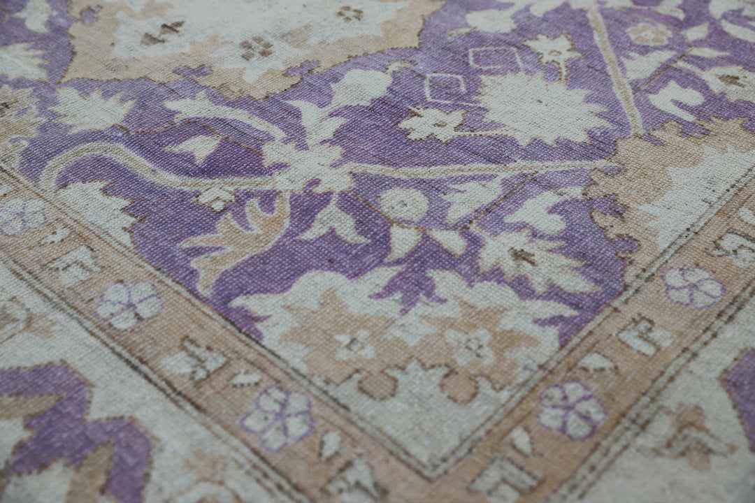9'x11' Hand-knotted Rug | Purple & White Agra | Ariana Traditional Rug