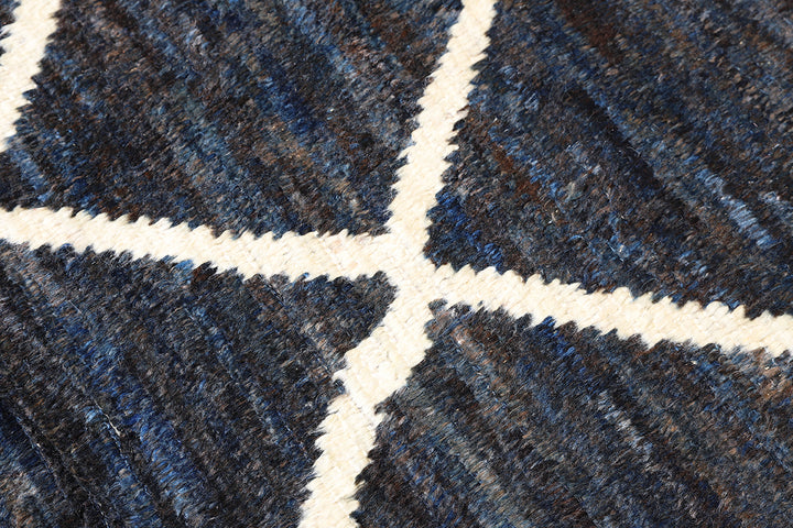 9'x12' Moroccan Shag Rug | Geometric Pattern | Navy & White Barchi Rug