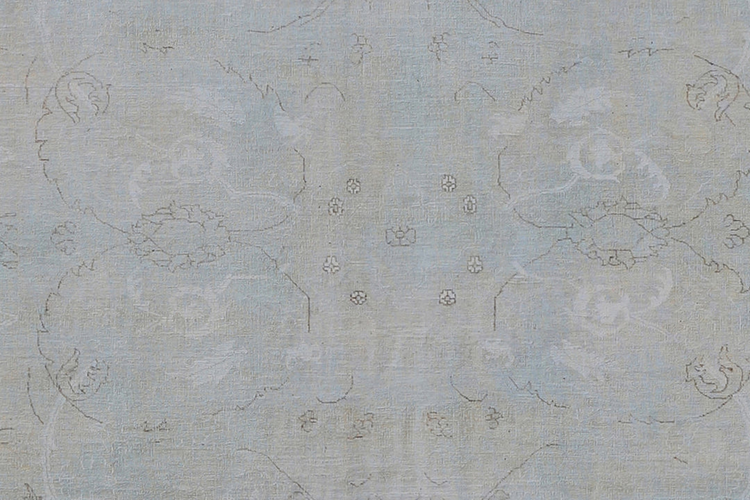 10'x14' Ariana fine quality Polonaise traditional luxury rug woven in organic wool and silk highlights