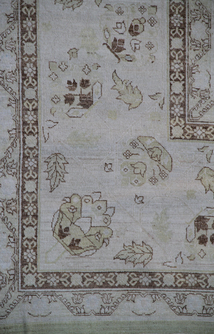 10'x14' Hand-knotted Rug | Organic Wool | Transitional Design Rug