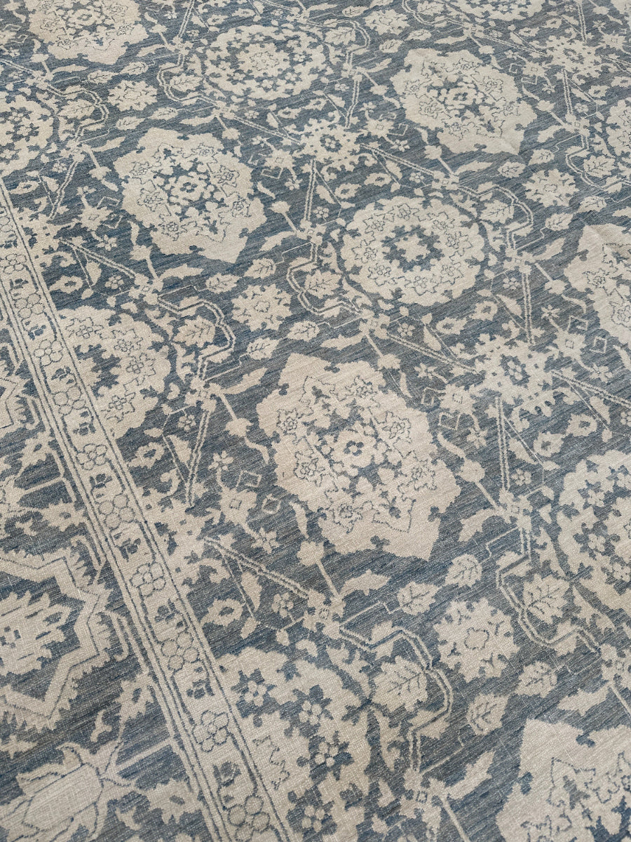 10'x14' Navy Blue Agra 505 Design Ariana Traditional Rug
